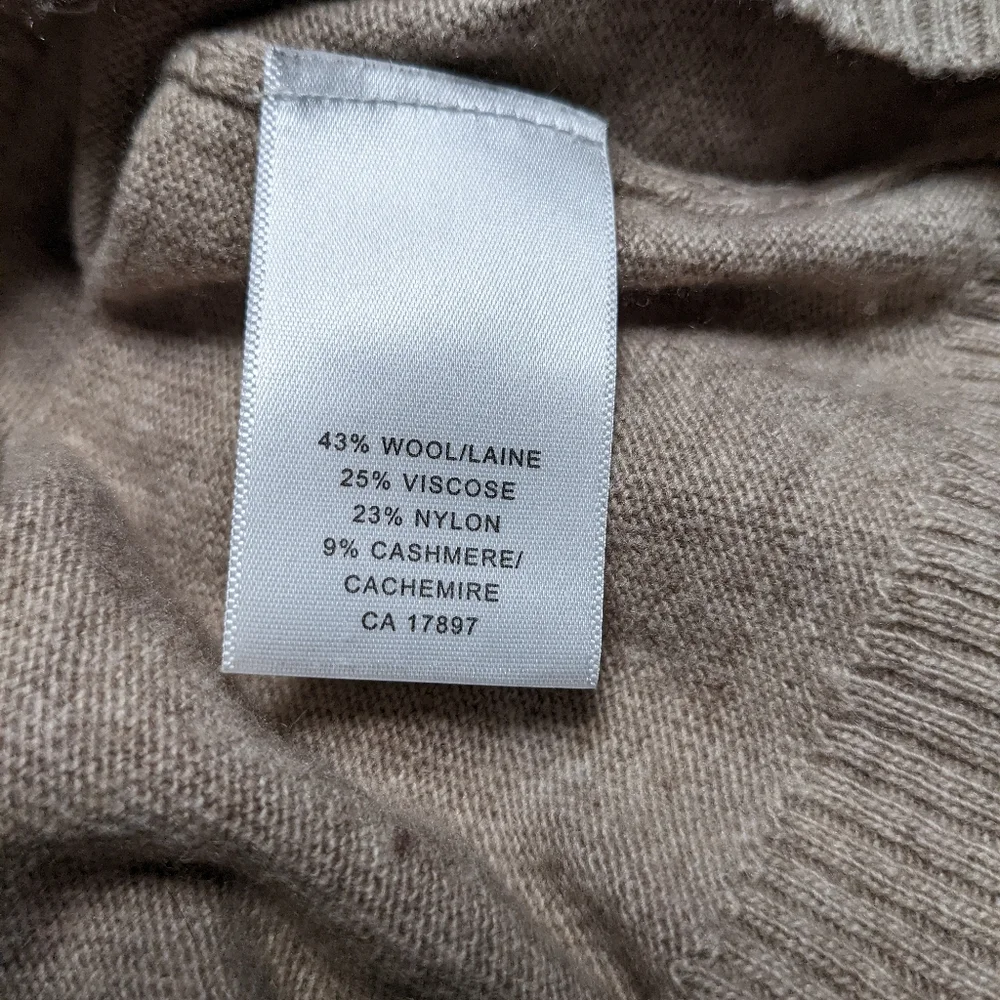Tan Banana Republic Cardigan - Picture 7 of 15